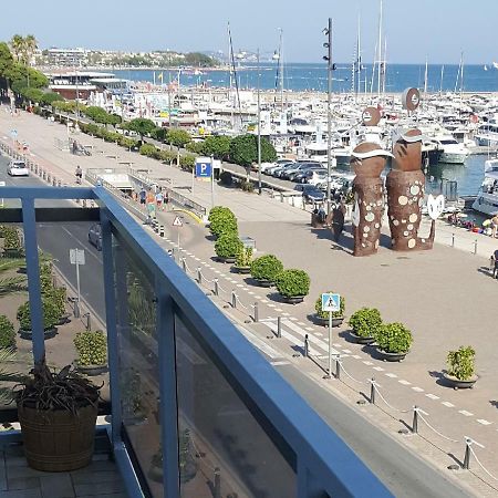 Apartament Marina Port カンブリルス エクステリア 写真