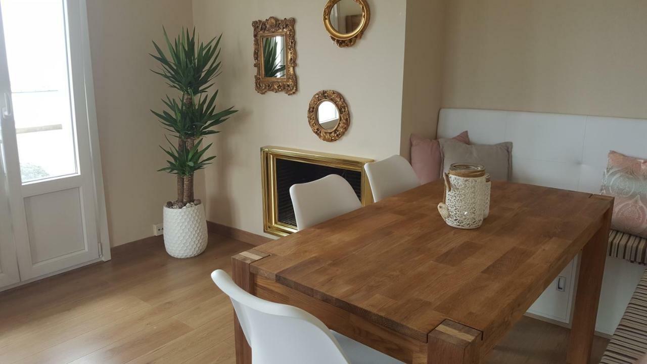 Apartament Marina Port カンブリルス エクステリア 写真