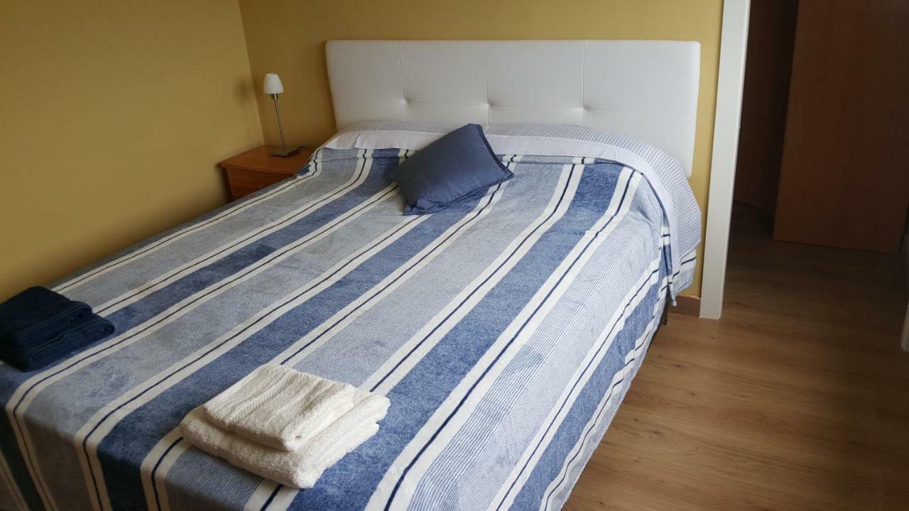 Apartament Marina Port カンブリルス エクステリア 写真