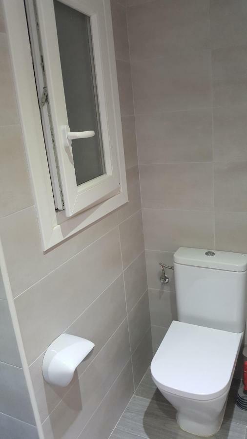 Apartament Marina Port カンブリルス エクステリア 写真
