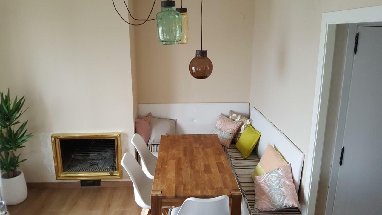Apartament Marina Port カンブリルス エクステリア 写真