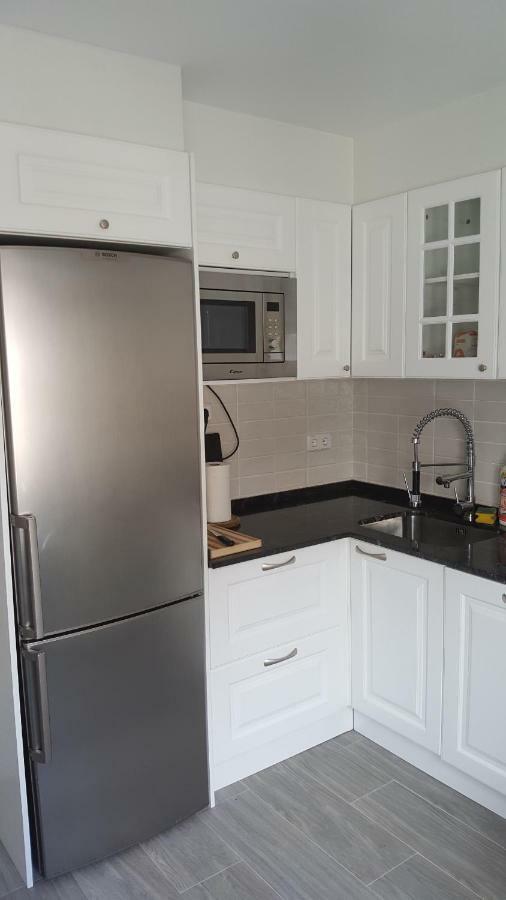 Apartament Marina Port カンブリルス エクステリア 写真